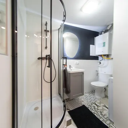 Mieszkanie Przy Bazarku - Apc Apartmán Poznaň